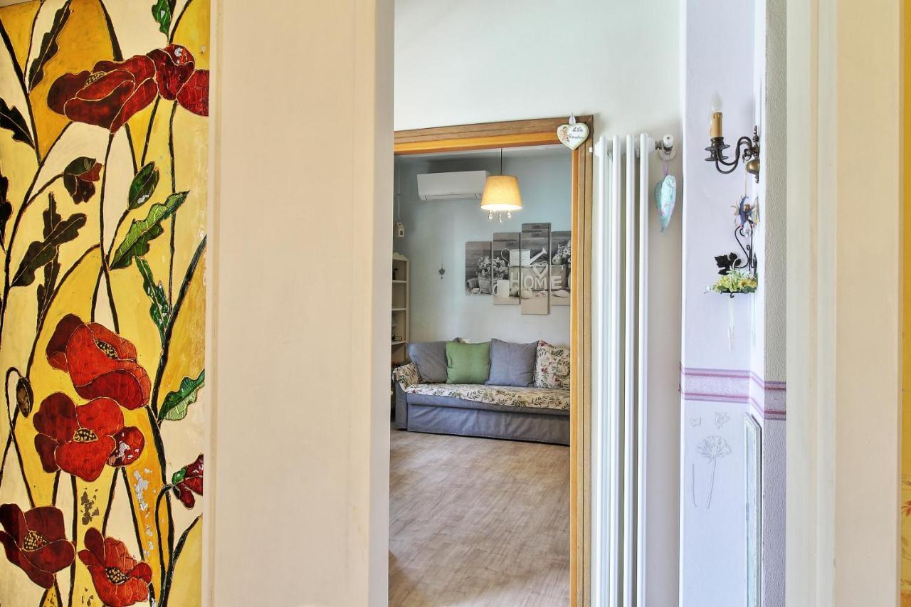 Villa Le Fate Dimora Di Charme Con Piscina Lazise Exterior photo